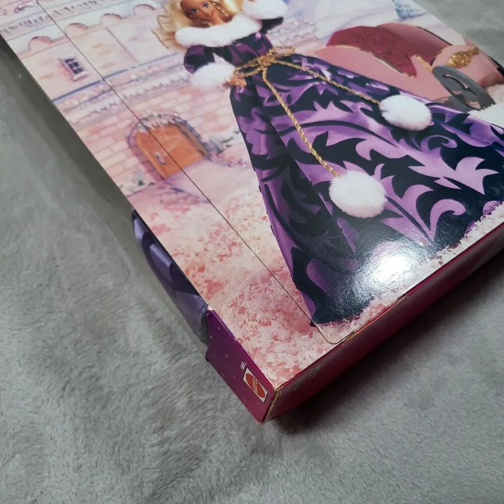 Mattel Winter Royale Barbie 10658 Vintage 1993 Limited Edition Doll NIB